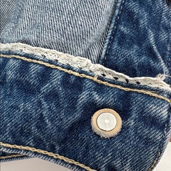 Anthropologie Pilcro Women’s Oversized Denim Jean Trucker Jacket Size XS - Picture 12 of 16